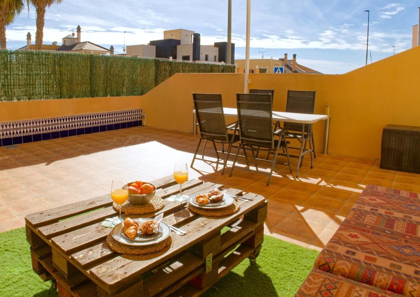 Amplia Terraza Con Piscina, Garaje Y Aire Acondicionado - By Aloha Palma Apartment อากีลัส ภายนอก รูปภาพ